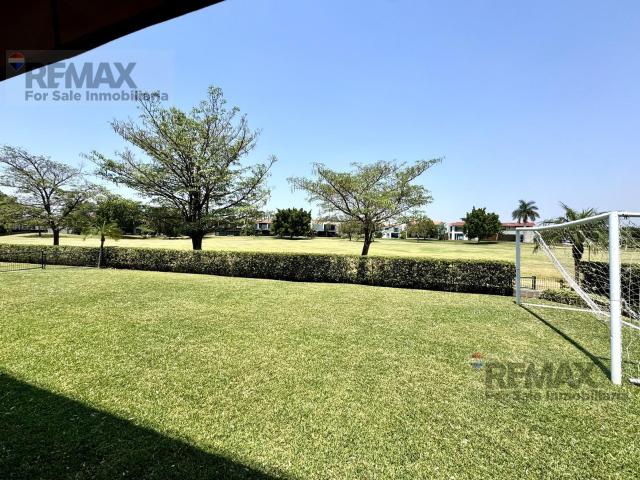 Renta de propiedad en Para?so Country Club, Emiliano Zapata Morelos?Clave 6223