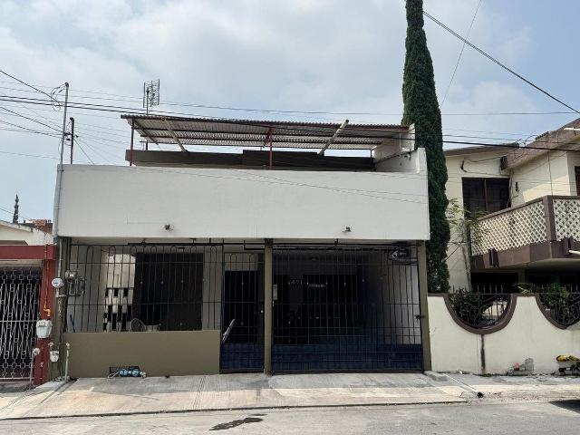 Renta de Sengunda Planta en Fraccionamiento Los Fresnos, Monterrey, Nuevo Leon