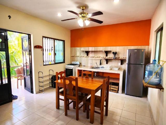 Renta Depa 2 rec Calle 50 entre av 45 y av 40 Colosio Playa del Carmen