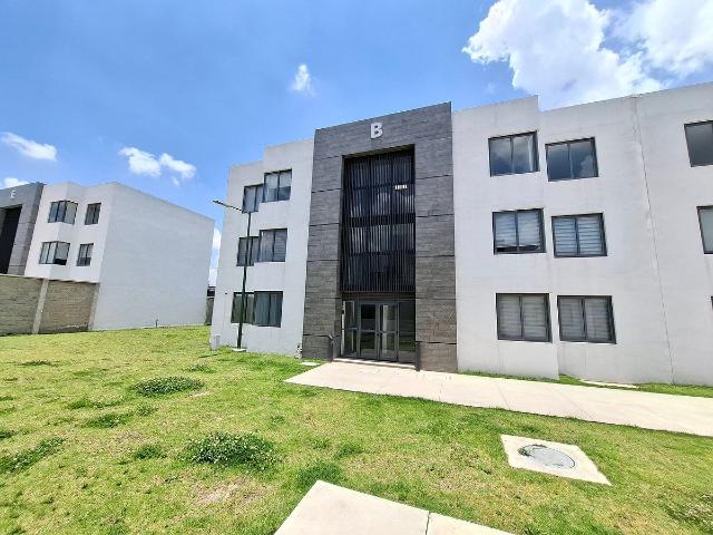Renta departamento Crespa Town