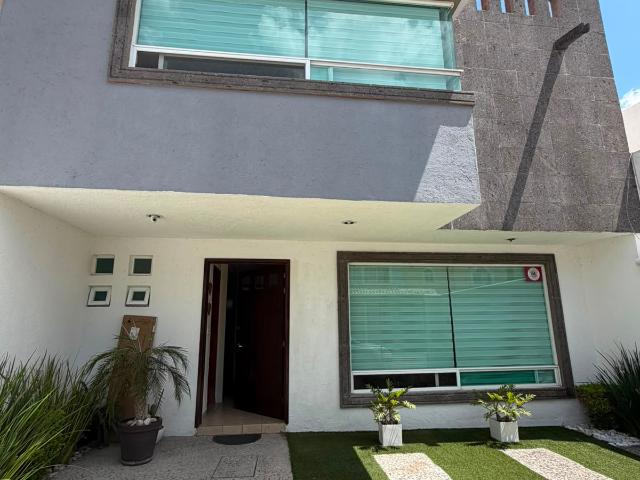 Renta Departamento Amueblado Milenio III