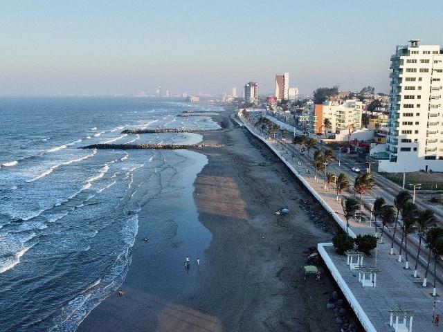 RENTA | DEPARTAMENTO AMUEBLADO FRENTE AL MAR PLAYA HERMOSA BOCA DEL RIO
