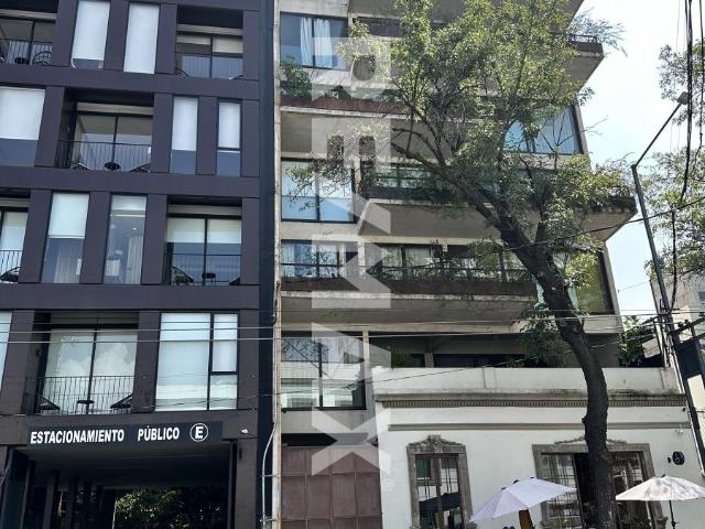 RENTA Departamento Amueblado y equipado 58 m2 1 réc 1 estacionamiento Roof Garden y Huerto en Roma Norte