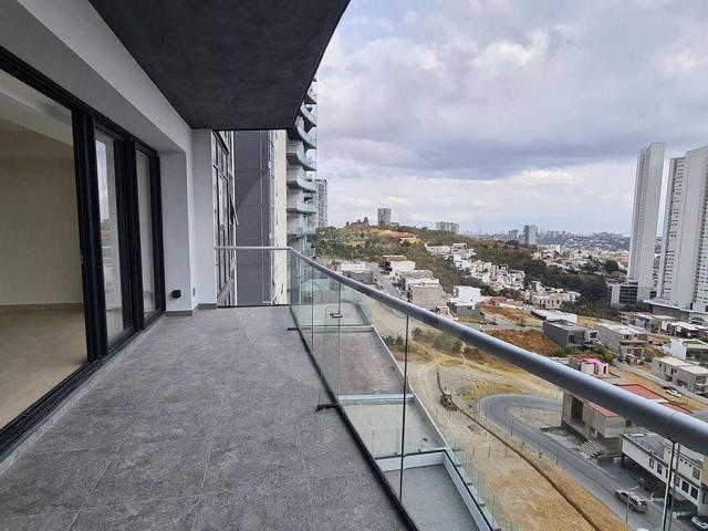Renta departamento en bosque real