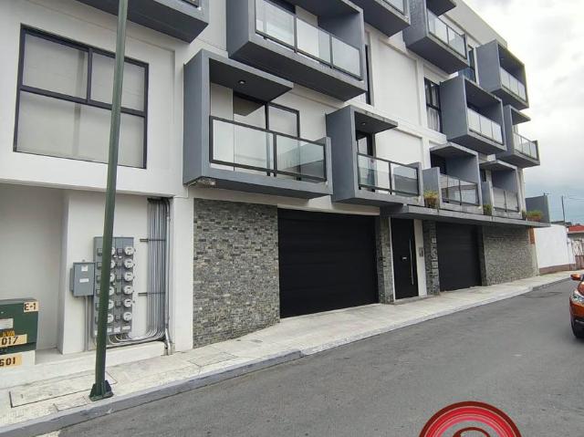 RENTA DEPARTAMENTO EN PRIMER PISO ORIZABA, VER