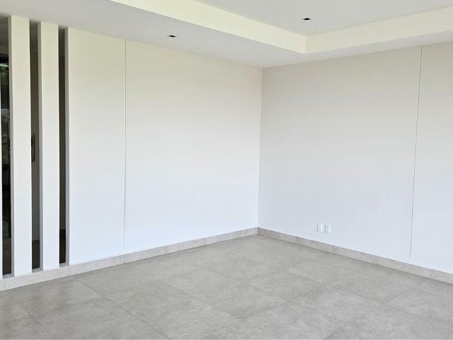 Renta departamento en The Oaks 2 recamaras