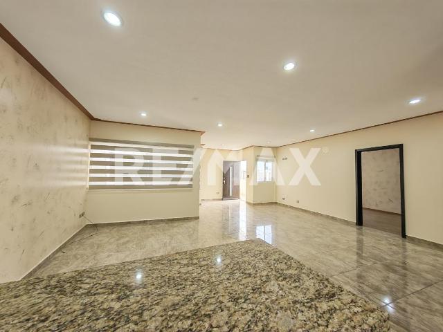 Renta departamento sin Amueblar en privada del centro de la Ciudad