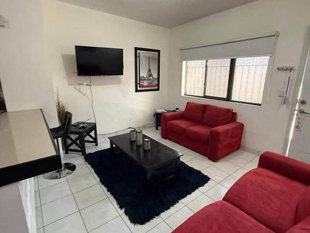 Renta departamento zona frailes