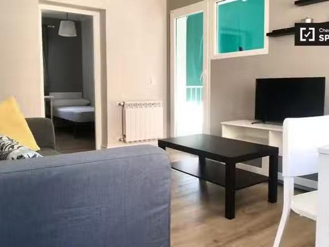 ¡Oferta! Elegante apartamento de 3 dormitorios en alquiler en.