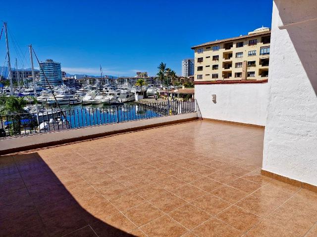 Renta en Marina Vallarta – Condominio Marina Sol 2 Recámaras + Flex Terraza a
