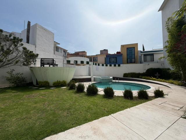 RENTA EN MILENIO III QUERETARO AMUEBLADO PAT688510