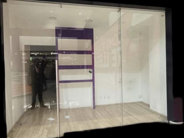 RENTA EXCELENTE LOCAL EN COYOACAN DE 43.6M2