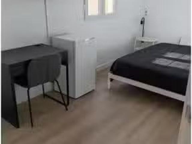 Encantador Habitación compartida en Almendrales, Madrid