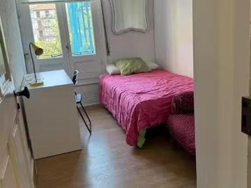 Único Habitación en Naxa Kalea, Ibaiondo