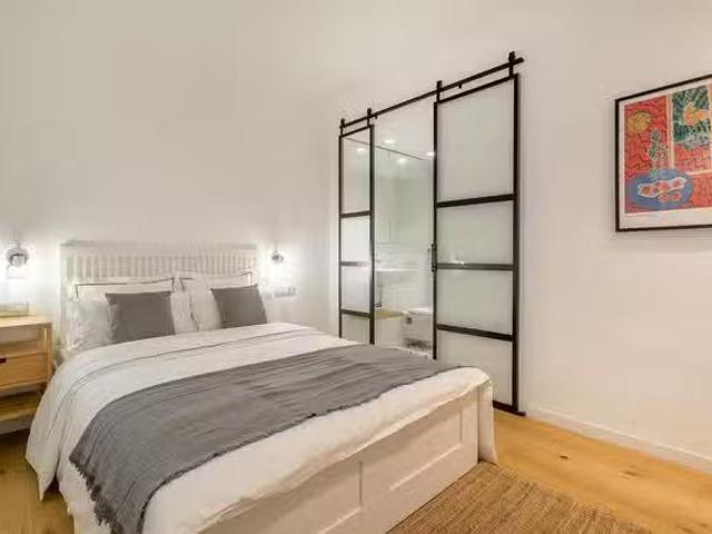 Único Habitación en Avenida General Marvá, Ensanche Diputación