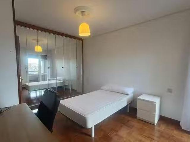¡En alquiler! Habitación en Avenida de Sancho El Fuerte, Ermit.