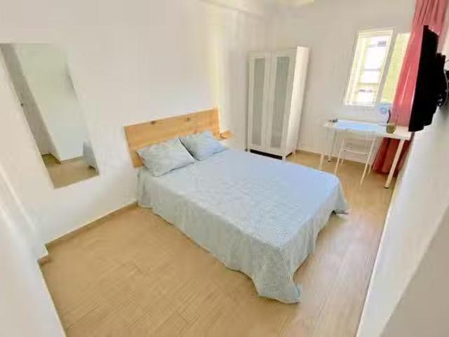 Encantador Habitación en Avenida San Lázaro, El Rocío