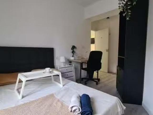 Único Habitación en Avinguda de Burjassot