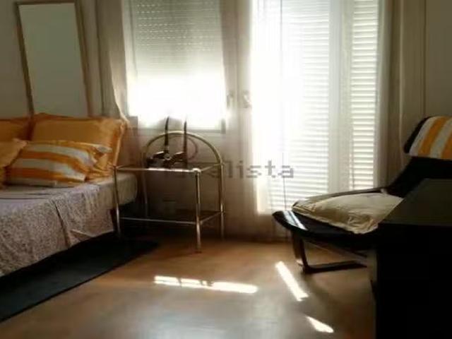 Único Habitación en Avinguda de Josep Tarradellas, La Nova Esq.