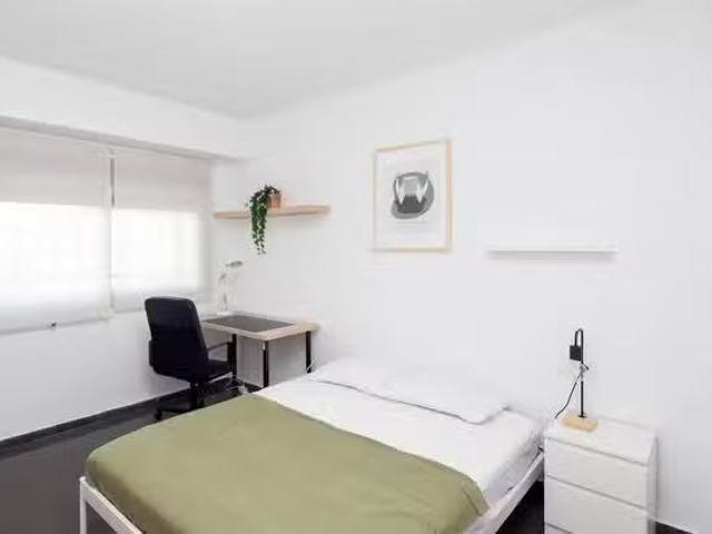 Encantador Habitación en Avinguda del Port