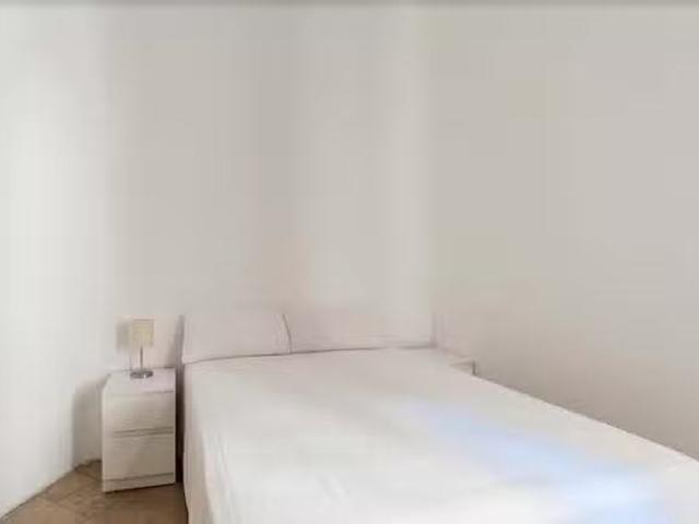 ¡Renta! Habitación en Avinguda Diagonal