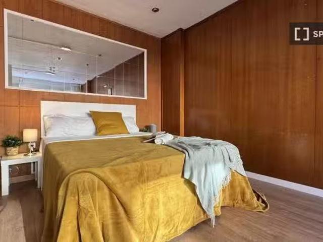 Nuevo Habitación en alquiler en la calle Andaluces de Madrid