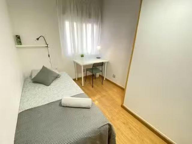 Encantador Habitación en Calle Manuel Pavía, Casco Histórico d.