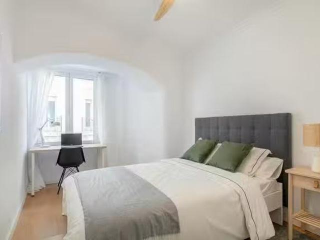 ¡Oferta! Habitación en Calle María Josefa Ágreda y Muñoz, Barr.