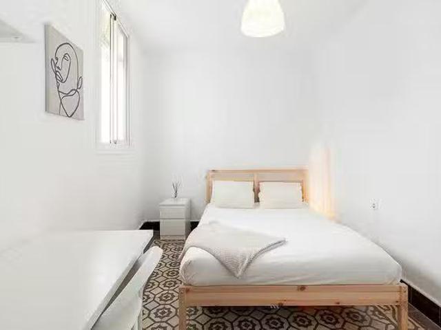 ¡Renta! Habitación en Calle Bustos Tavera, Casco Antiguo