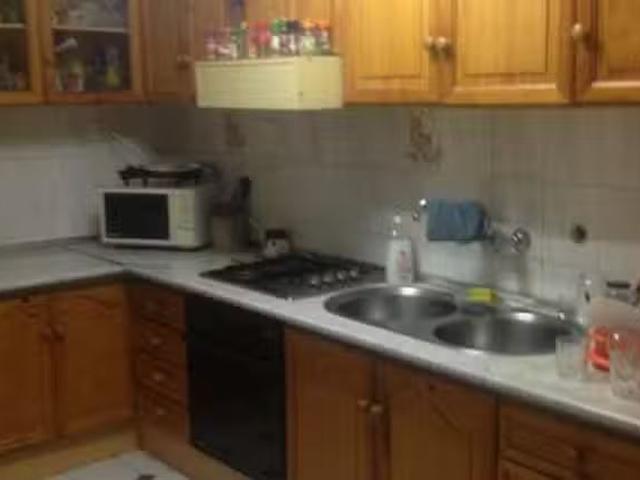 ¡Oferta! Habitación en Calle Benjamín Palencia, 29013 Málaga.