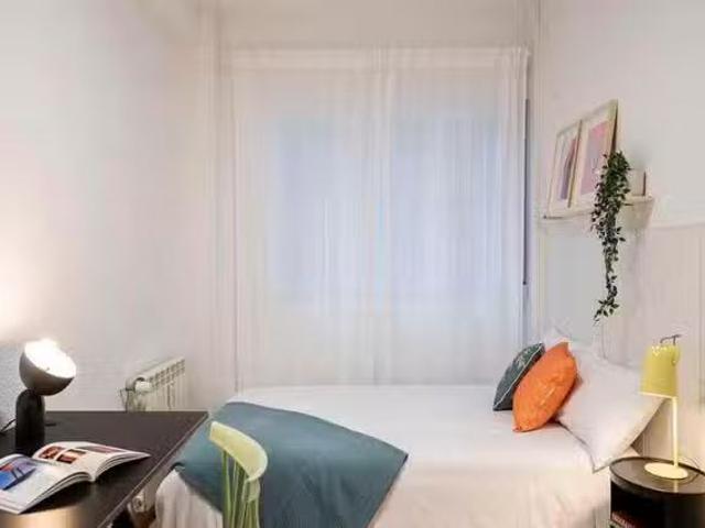 ¡Recién llegado! Habitación en Calle de Bravo Murillo