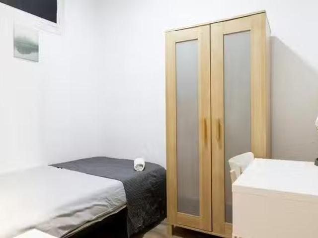 Único Habitación en Calle de Bravo Murillo, Chamberí
