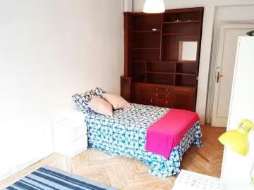 Barato Habitación en Calle de Guzmán el Bueno, Gaztambide
