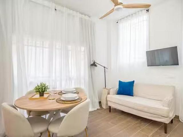 ¡Recién llegado! Habitación en Calle de la Verja, Zofío