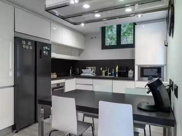 Encantador Habitación en Calle de Pilar de Zaragoza, Guindalera