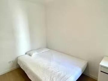 Bonito Habitación en Calle de Soledad Domenech, Benimaclet
