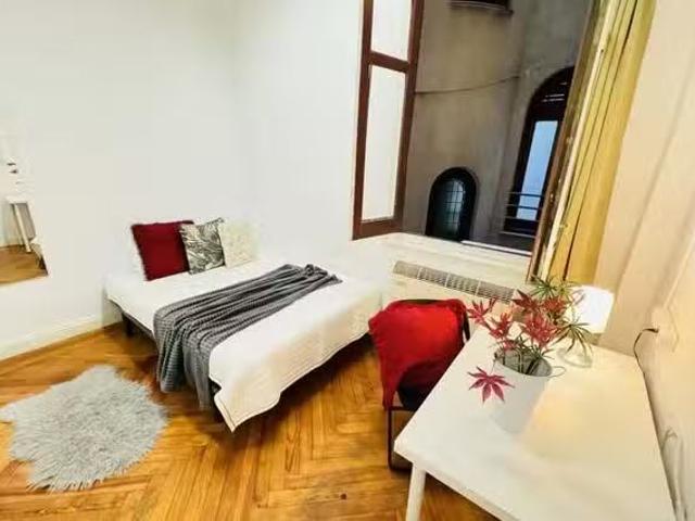 ¡Recién llegado! Habitación en Calle Gran Vía