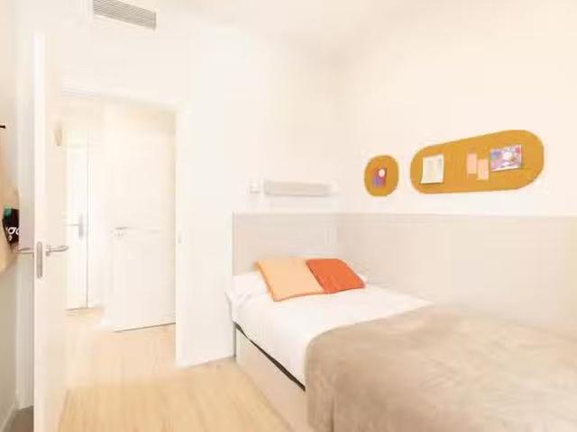 Acogedor Habitación en Calle Juan Bautista Muñoz