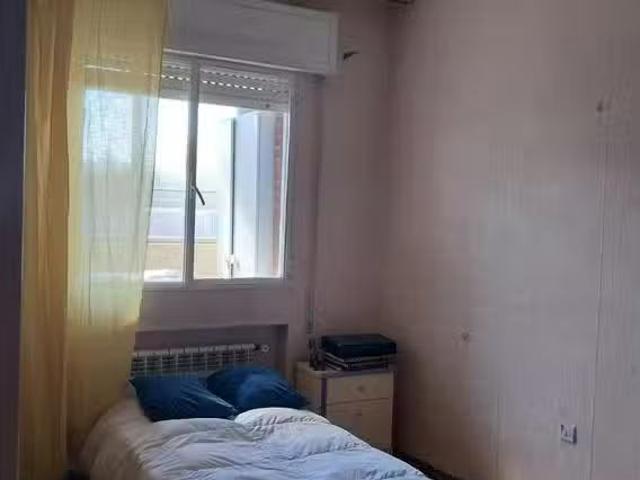 ¡Recién llegado! Habitación en Calle Pelícana