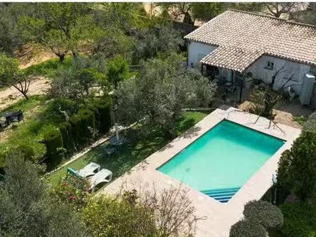¡Oferta! Habitación en Camí de la Centaura