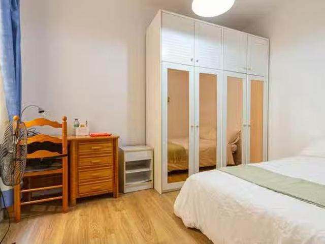Bonito Habitación en Carrer de València, l'Antiga Esquerra de.