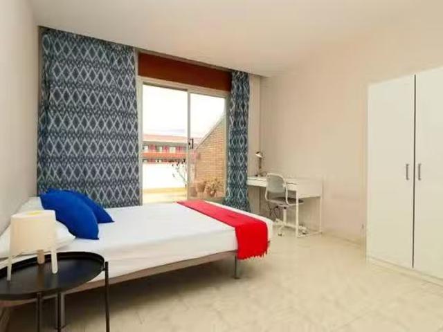 Nuevo Habitación en Carrer de Caballero