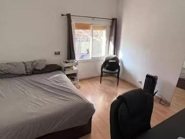 Bonito Habitación en Carrer de Castella, Provençals de Poblenou