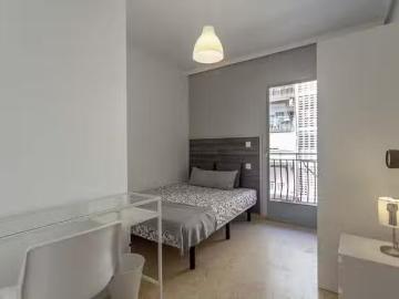 ¡Oferta! Habitación en Carrer de Dolores Marqués
