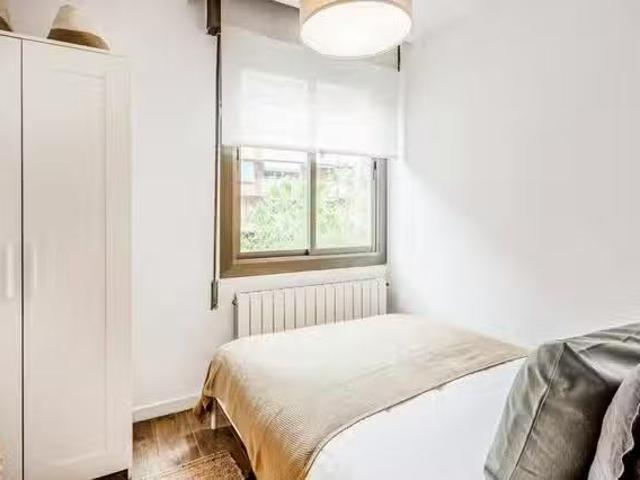 Encantador Habitación en Carrer de Felip II, Sant Andreu