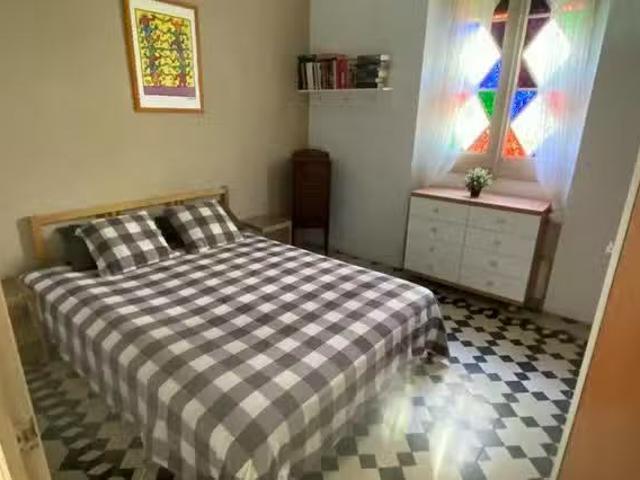¡Renta! Habitación en Carrer de Josep Puigoriol
