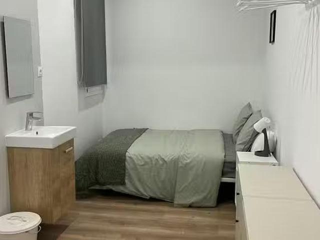 ¡Oferta! Habitación en Carrer de la Cera, El Raval