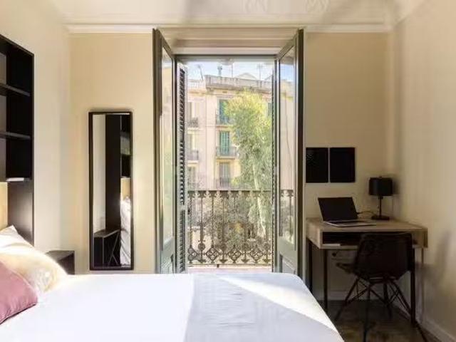 Bonito Habitación en Carrer de la Concòrdia, 12
