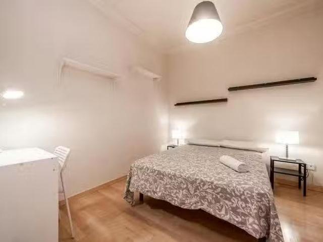 ¡Recién llegado! Habitación en Carrer de la Indústria, Sagrada.