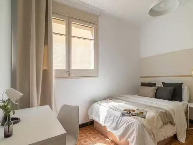 Encantador Habitación en Carrer de Mallorca, El Clot